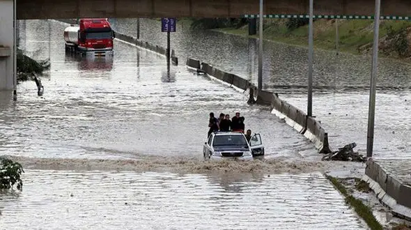 ویرانی خانه ها بر اثر سیل 