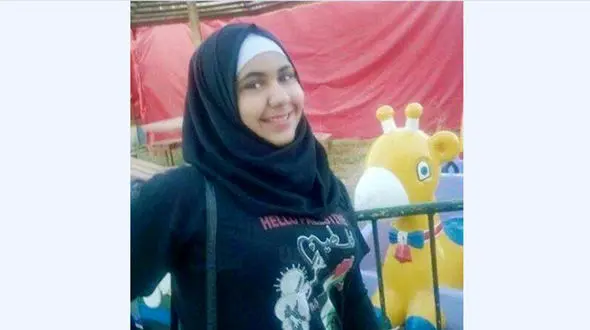 6 ماه زندان برای دختر 16 ساله به خاطر  داشتن چاقو در کیف+عکس 