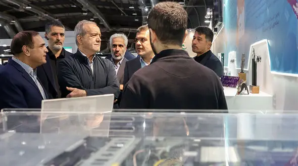 بازدید دکتر پزشکیان از شانزدهمین نمایشگاه بین‌المللی فناوری نانو و نخستین نمایشگاه فناوری‌های روزآمد