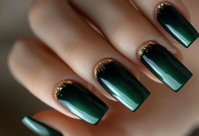 مدل ناخن برای شب یلدا ساده و مینیمال 3