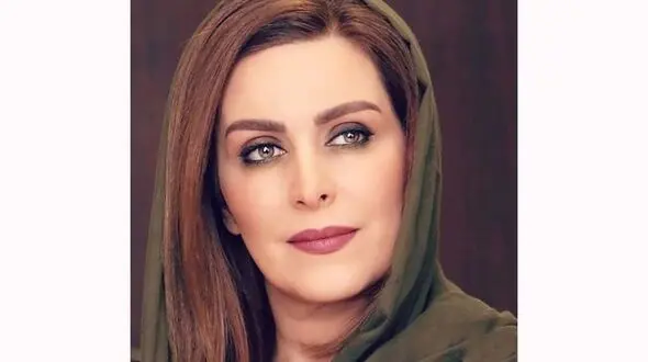 زنده یاد ماهچهره خلیلی: روی مرد انگلیسی دست بلند کنم  ! / بچه اش گریه می کرد ! + فیلم