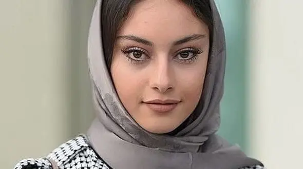 عکس زیباترین هدیه ای که ترلان پروانه در عمرش گرفت ! / خودش چه گفت؟!
