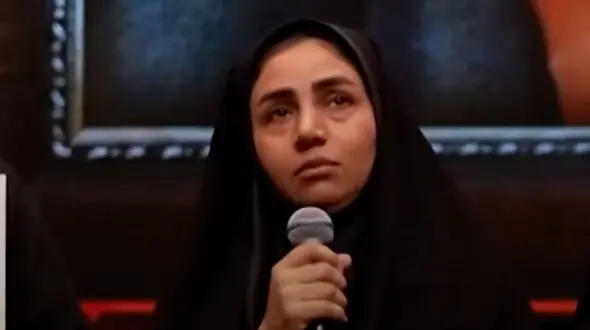 فیلم بغض مادرانه / روایت جانسوز مادر دانش‌آموز شهید مینابی؛ امین را از روی انگشت دستش شناختم