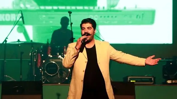 دیدار خواننده معروف با طرفدارانش در کرمانشاه 