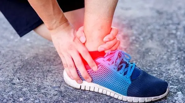 درمان خانگی ضرب دیدگی پا