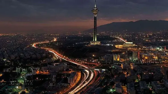 از شب های تهران تا برج آزادی