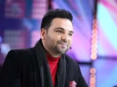 احسان علیخانی: هنوز حسرت جدایی گل‌محمدی از پرسپولیس را می‌خورم؛ چرا این‌قدر با اعصاب تماشاگران پرسپولیس بازی می‌کنند؟