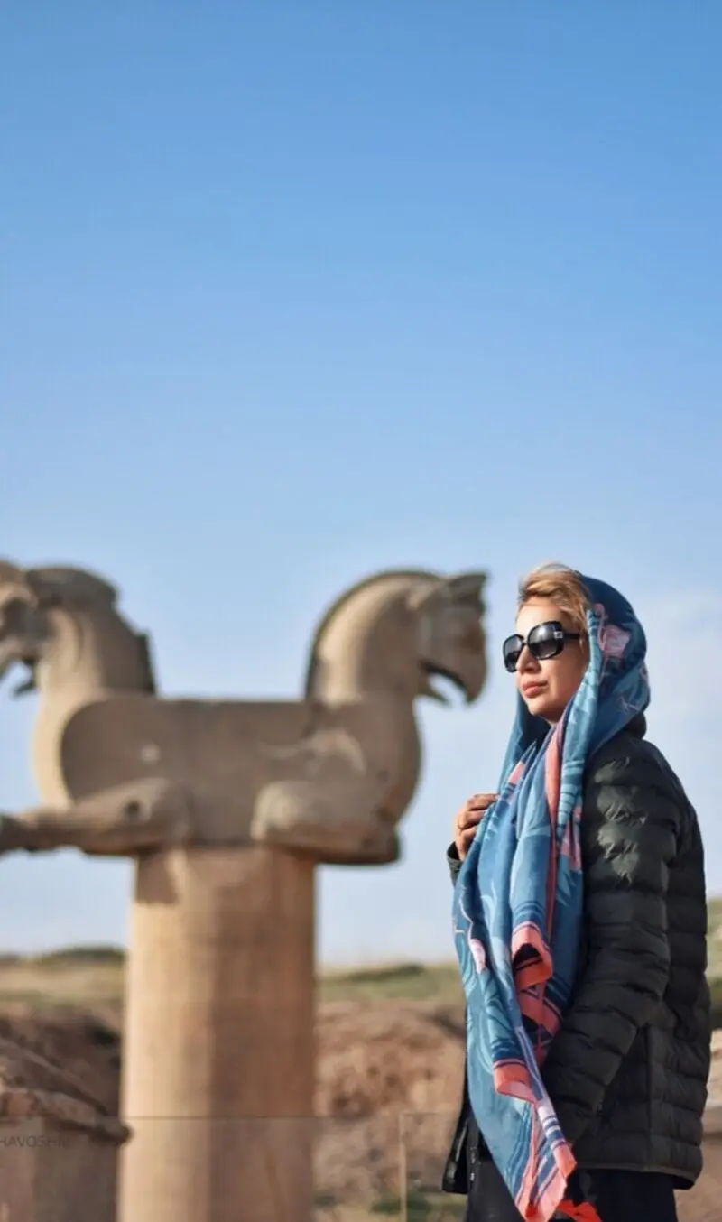 شبنم قلی خانی