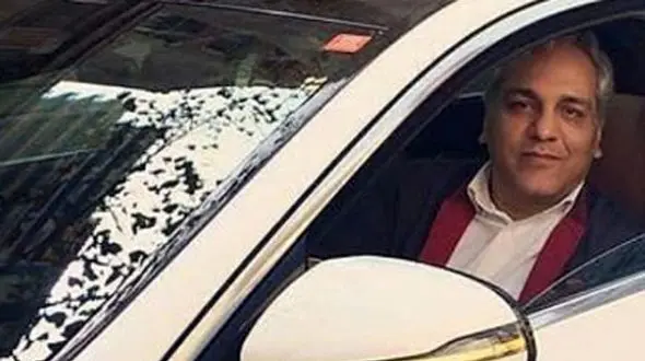 مهران مدیری: یه فولکس قورباغه ای خریدم 150 هزار تومن جز بوقش از همه جاش صدا میومد صدای ضبطو زیاد می کردم که نشنوم صداهارو!