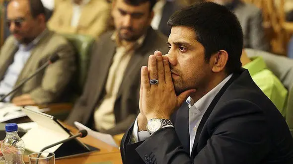 واکنش علیرضا دبیر به رد صلاحیتش