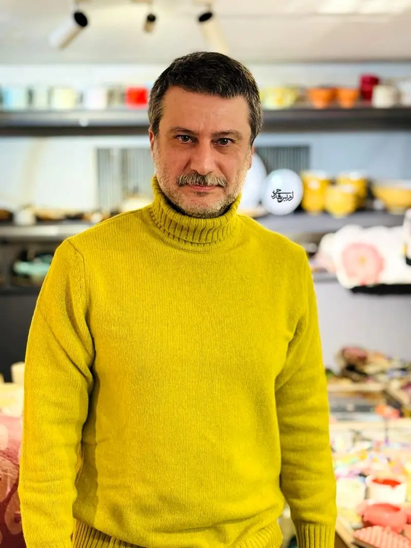 شهرام حقیقت دوست در نشر ثالث 2