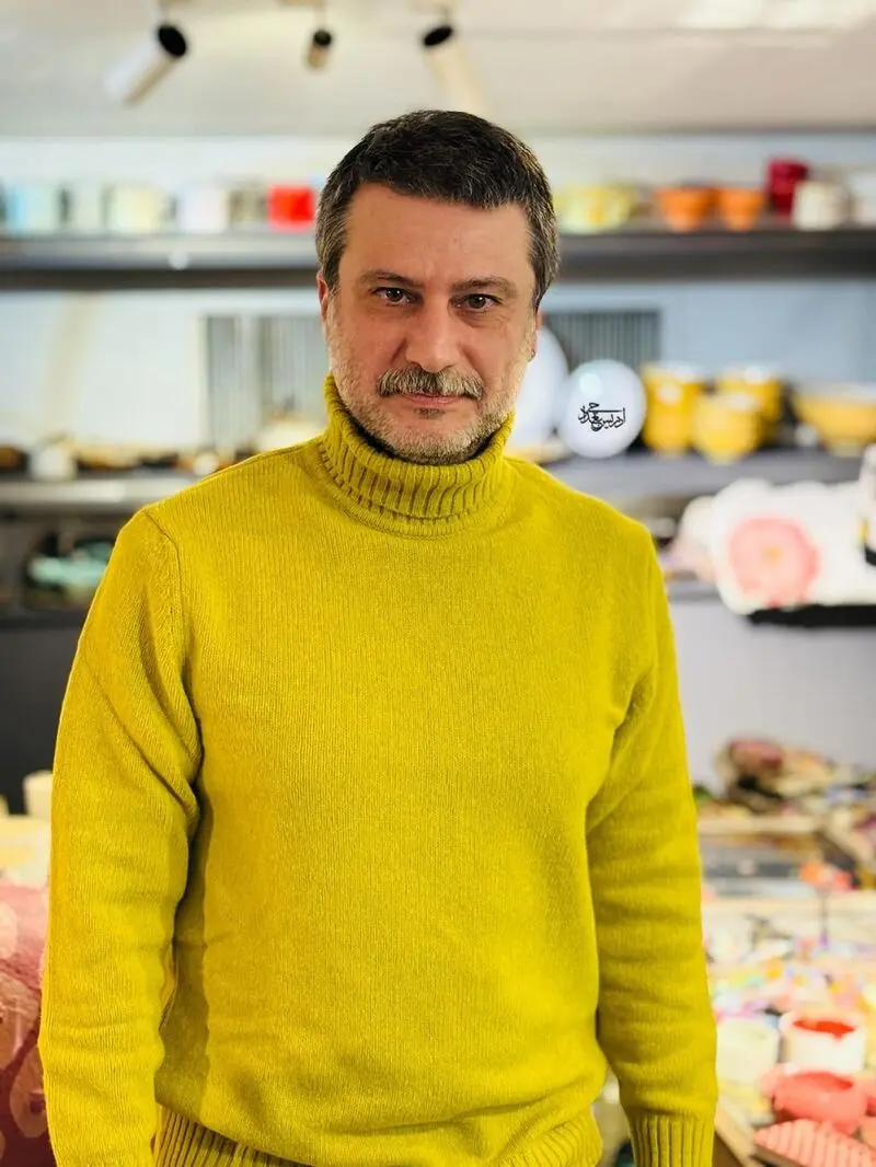 شهرام حقیقت دوست در نشر ثالث 2