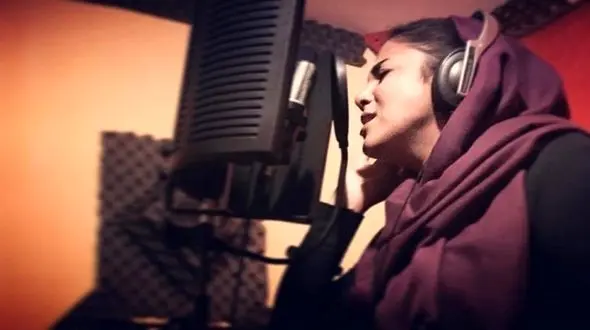  تنها خانم خواننده با مجوز وزارت ارشاد کیست ؟! / سرنوشت خوانندگان زن ایرانی بعد از مهاجرت ! /