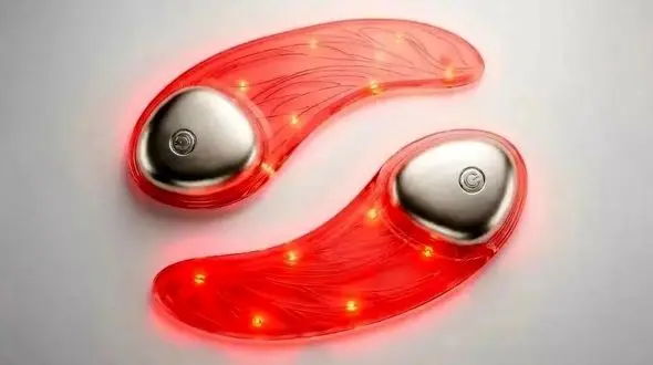 ماسک صورت LED و اتوی موی مادون قرمز؛ تحول جدید لورئال در دنیای زیبایی