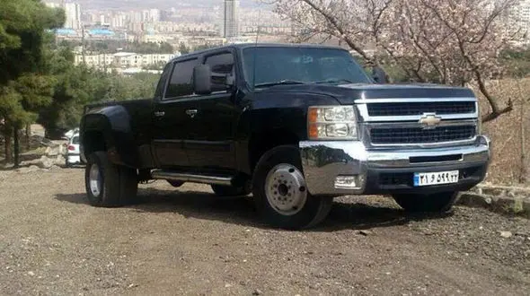 غول آمریکایی در تهران + عکس