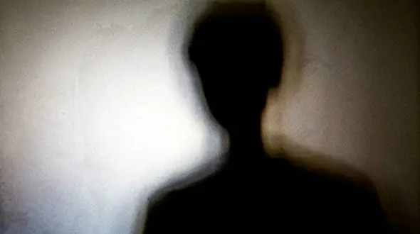 نقشه شیطانی پروانه برای همکلاسی بی نوایش / دوست پسرم به او تجاوز کرد !