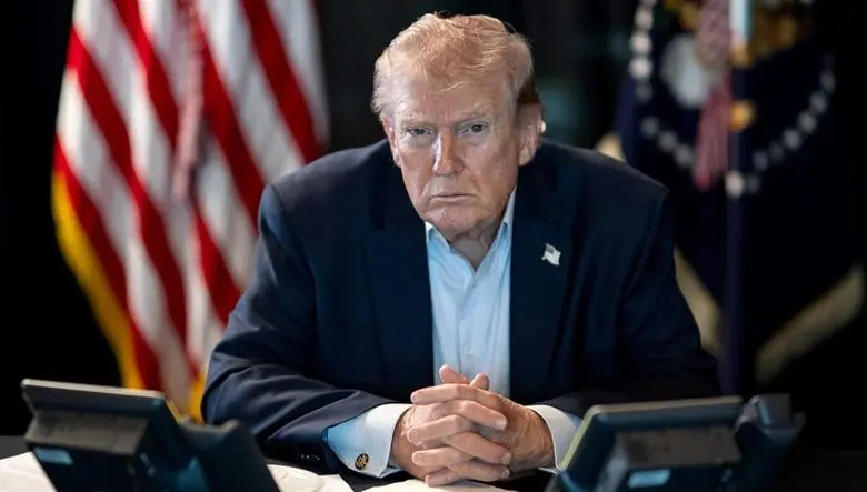 هدیه مذاکره کنند ایرانی به ترامپ چه بود؟ / راستی آزمایی از این ادعایی جنجالی