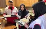 "عمو موهام سوخته؟ " سوال و نگرانی دخترکی که از زیر آوار توسط امدادگر هلال احمر بیرون آمد / خانواده فریدون نژاد در جنگ، امداد را انتخاب کرد