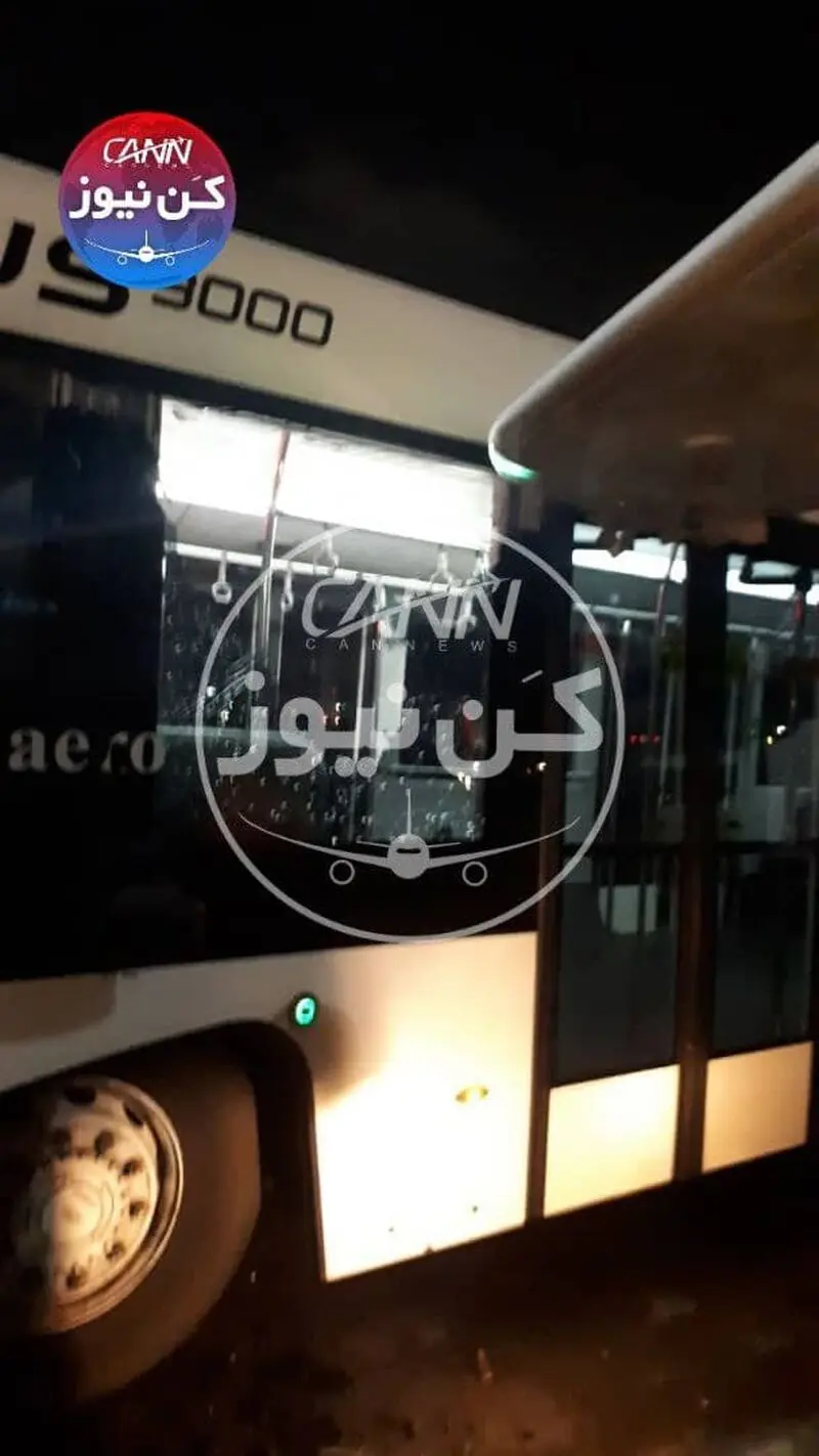 برخورد اتوبوس با هواپیما