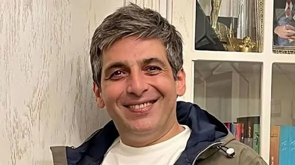 شام خانوادگی حمید گودرزی به همراه همسر اولش، ماندانا دانشور با رونمایی از خواهر و مادر جوانش+عکس