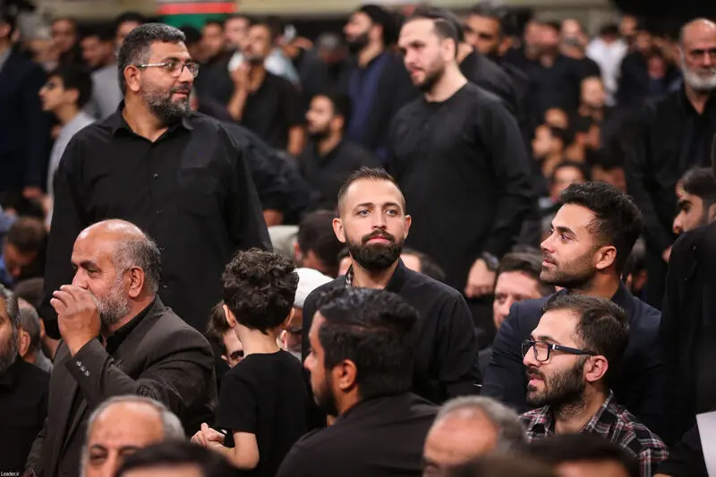 رهبر انقلاب حضرت آیت الله خامنه ای در مراسم بزرگداشت شهدای جنگ تحمیلی اخیر 7-5-1404