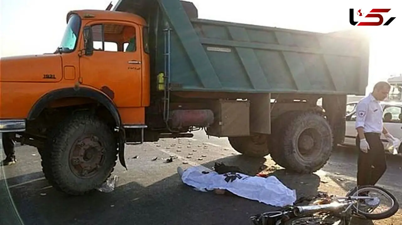 زن زائو با شوهر و جنین اش زیر کامیون در شبستر له شدند