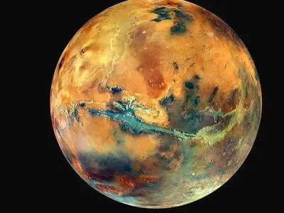 اینشتین و معمای زمان در مریخ؛ چه چیزی باعث این تفاوت می‌ شود؟