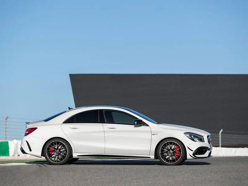 مرسدس بنز CLA45 AMG