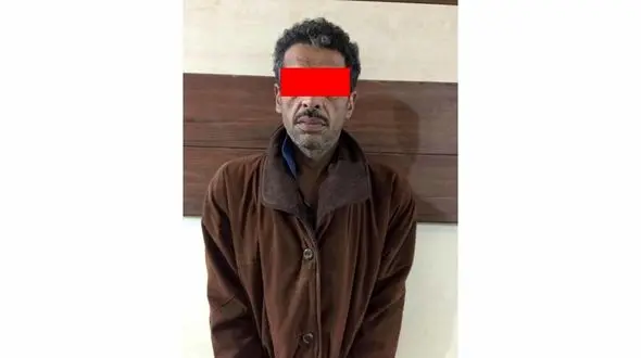 دستگیری سارق خانه هنگام سرقت از خانه ای در آبادان + عکس