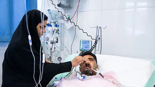 فیلم گفتگو با پلیسی که به سرش تیر خلاص زدند و زنده ماند ! /  دیدم که تیر خلاص زدند !