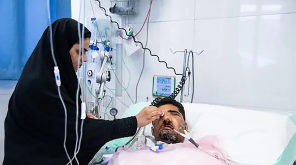فیلم گفتگو با پلیسی که به سرش تیر خلاص زدند و زنده ماند ! /  دیدم که تیر خلاص زدند !