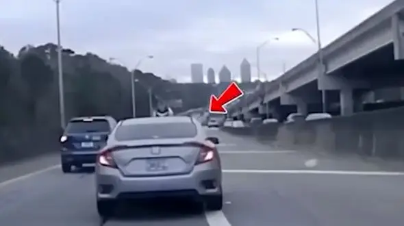 ماجرای پرسرعت هوندا سیویک و پلیس در ایالت جورجیا  فیلم 