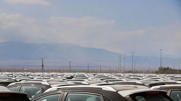 دپوی 75 هزار دستگاه خودرو در پارکینگ های خودروساز چینی مدیران خودرو