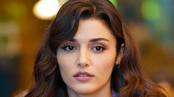 عاشقانه ترین عکس ها از جذابترین بازیگر زن / عشق حقیقی هانده کیست؟