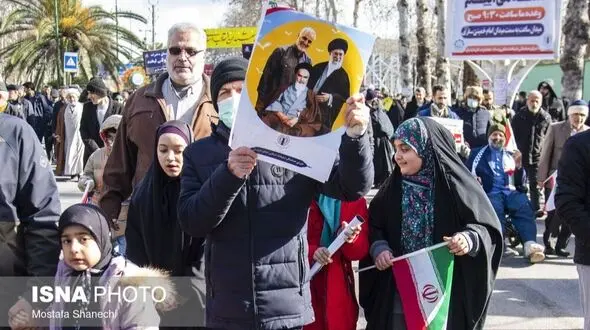 تا ساعتی دیگر راهپیمایی ۲۲ بهمن آغاز می شود / مسیرهای راهپیمایی در تهران