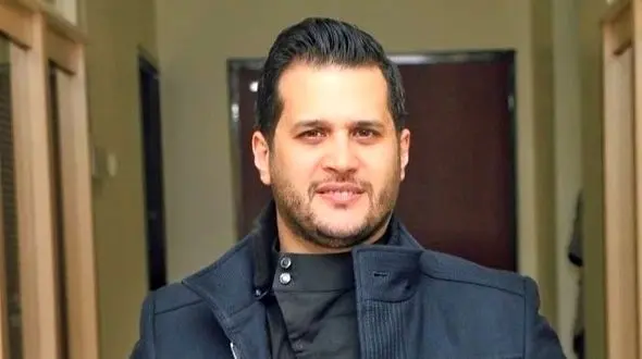 تلخ ترین و جگرسوزترین سلفی 2 نفره سیاوش خیرابی، بازیگر سریال «آوای باران»/ خدا بهش صبر بده