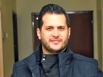 تلخ ترین و جگرسوزترین سلفی 2 نفره سیاوش خیرابی، بازیگر سریال «آوای باران»/ خدا بهش صبر بده