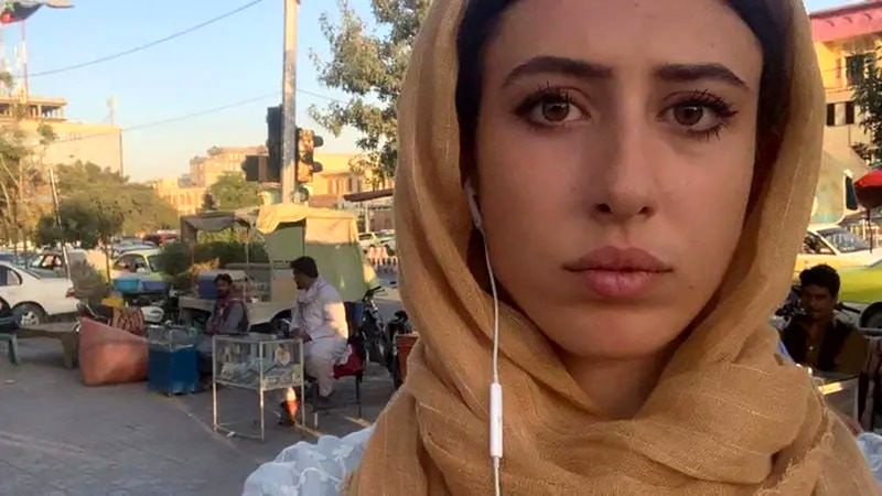 «سیسیلیا سالا» که برای روزنامه «فوگلیو» و شرکت پادکست «کورا مدیا» کار می کند، ۱۹ دسامبر(۲۹ آذر) در تهران بازداشت ، اما دستگیری او روز جمعه هفتم دی ۱۴۰۳ علنی شد.