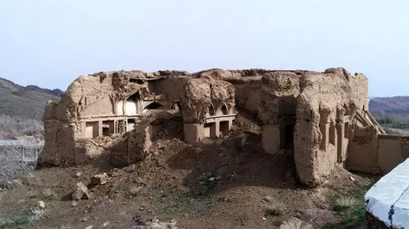 
خانه سورگاه ازعجایب تاریخی افوشته نطنز در انتظار کشف راز تونل زیر زمینی
