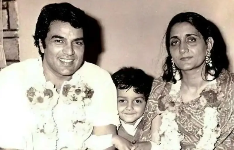 درمندرا و همسر اولش