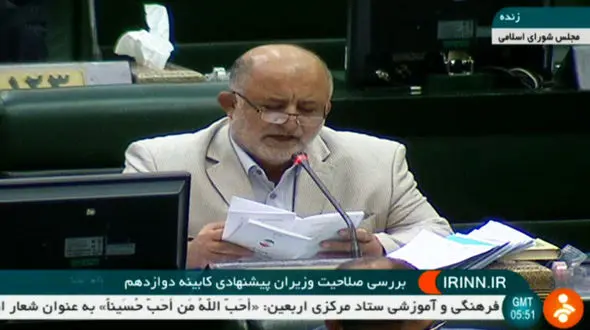 اعتراض شدید قاضی‌پور به نبود وزیر آذری در دولت