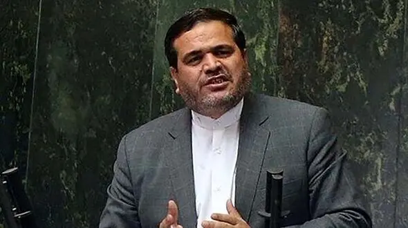 عنابستانی: سرباز گفت هر خری هستی برای خودت هستی/ با باتوم به شکم من کوبید!