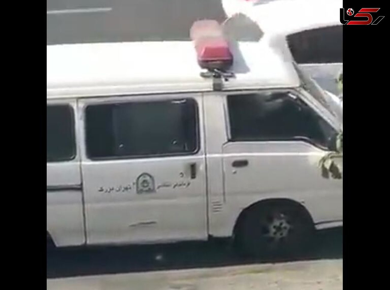 پشت پرده جنجال فیلم  بازداشت یک زن در تهران / ماشین برای گشت ارشاد نبود +فیلم وعکس