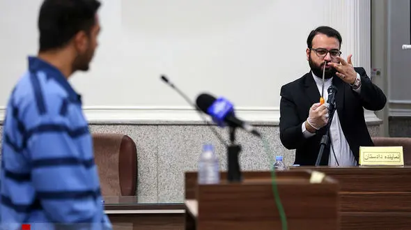 عکس چاقویی که با آن 2 بسیجی مشهدی شهید شدند + جزییات دادگاه عامل شهادت  دانیال رضازاده و حسین زینال زاده