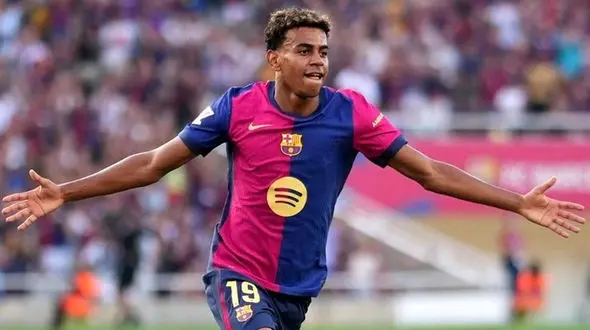 یامال و برنده شدن یک جایزه دیگر در سال 2024