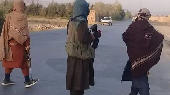 طالبان یک جوان را در سرپل تیرباران کردند