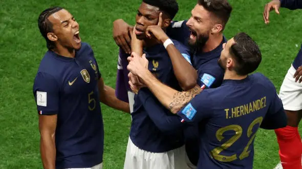 چه کسی از زیدان و آنری عبور کرد؟ + عکس 