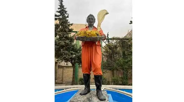 دسته جارو مجسمه بوستان رفتگران در تهران دزدیده شد! + عکس