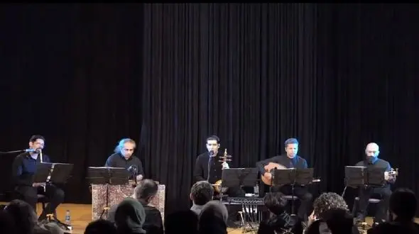 آواز پر طمطراق/ به سوی تو را با سوزی اجرا کردن که اشک مردم سرازیر بشه