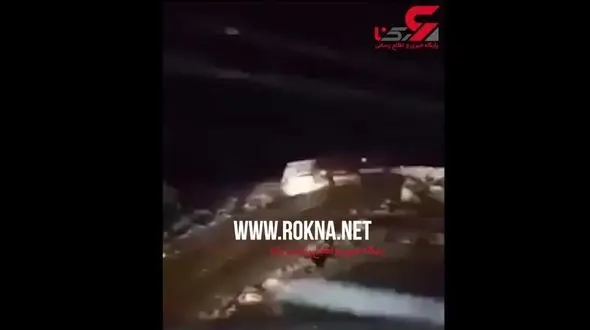 امدادرسانی امام جمعه کوهسرخ به خودروهای گرفتار در برف +فیلم 